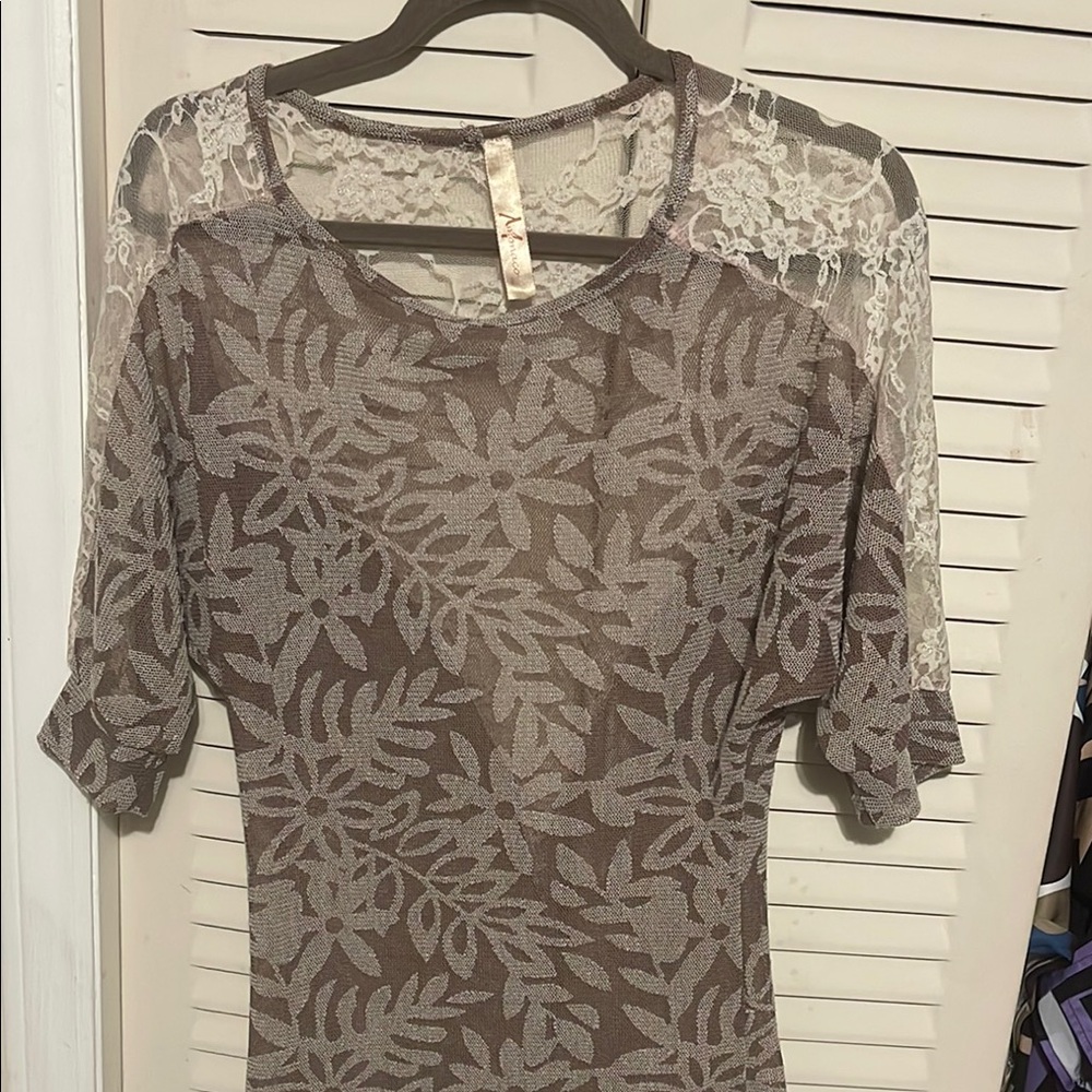 Elegant Lace Floral Top